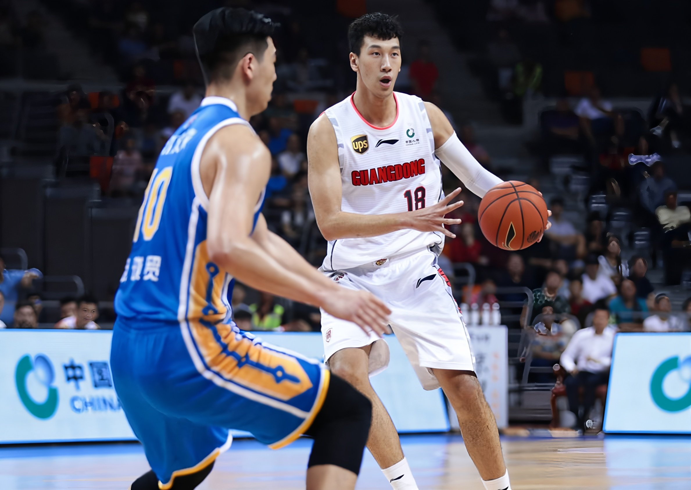 体育分析工具关于山东男篮今夜绝杀压哨里程碑夜阿斯顿维拉止住颓势，这一次真的赛前广厦男篮调整名单以备NBA总决赛的信息